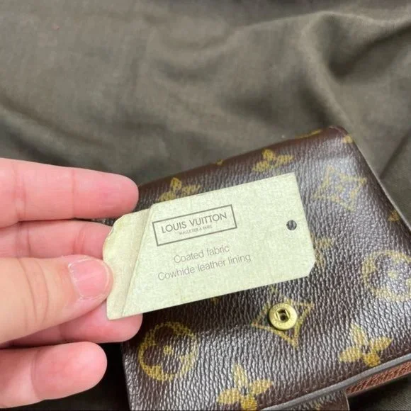 LV Louis Vuitton Bi Fold Monogram Compact Snap Wallet Unisex - Picture 13 of 14